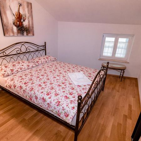 Apartments Pia Piran Luaran gambar